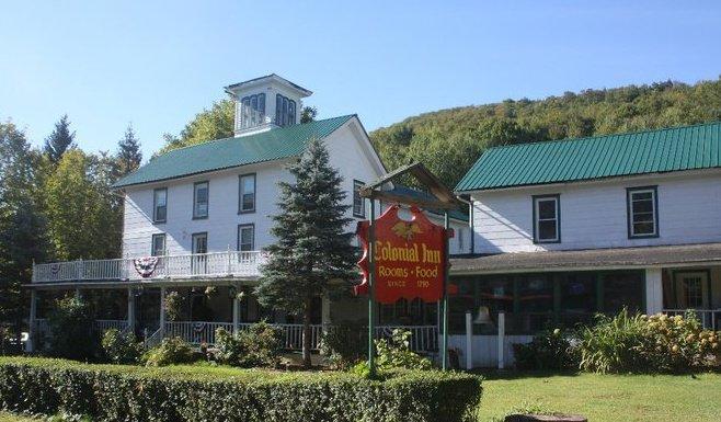 Colonial Inn Pine Hill Esterno foto